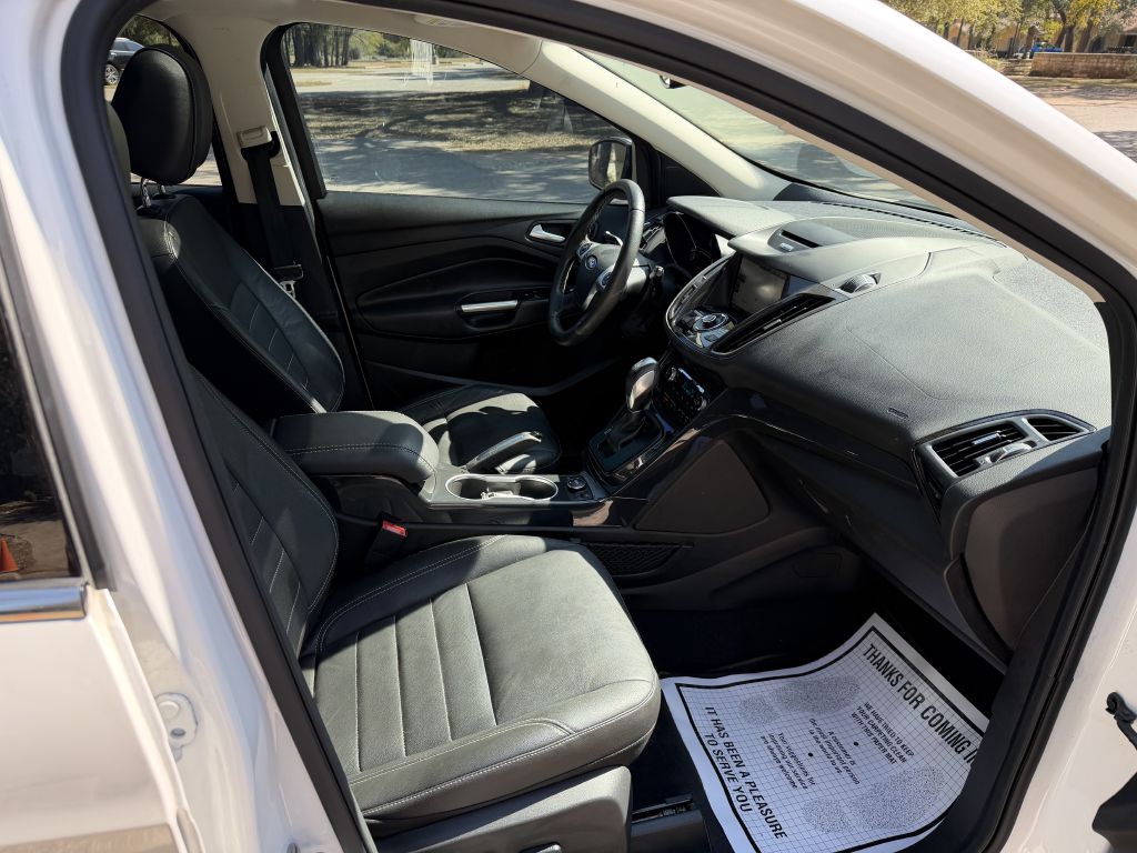 2015 Ford Escape Image 21