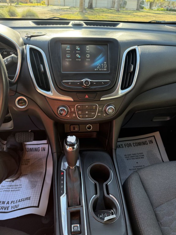 2018 Chevrolet Equinox Image 15