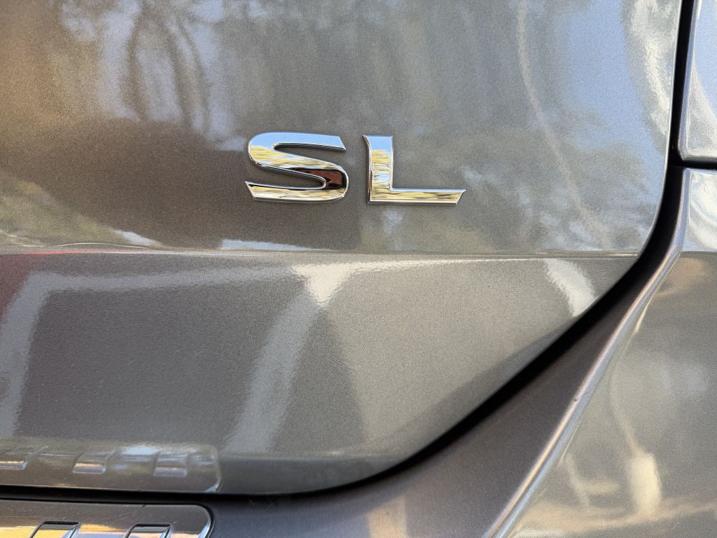 2017 Nissan Rogue Image 10