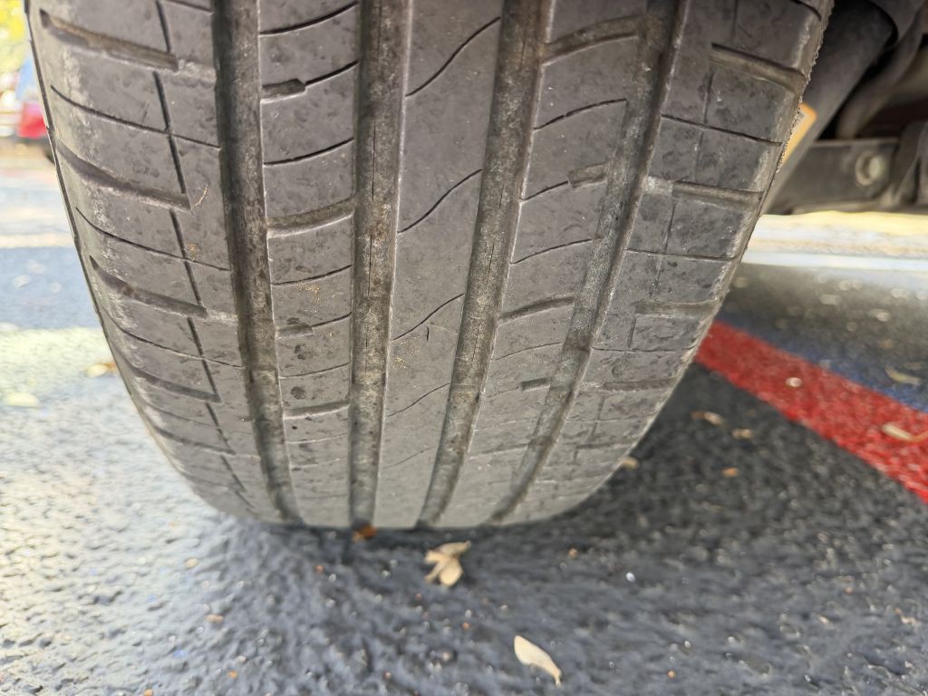 2017 Nissan Rogue Image 25