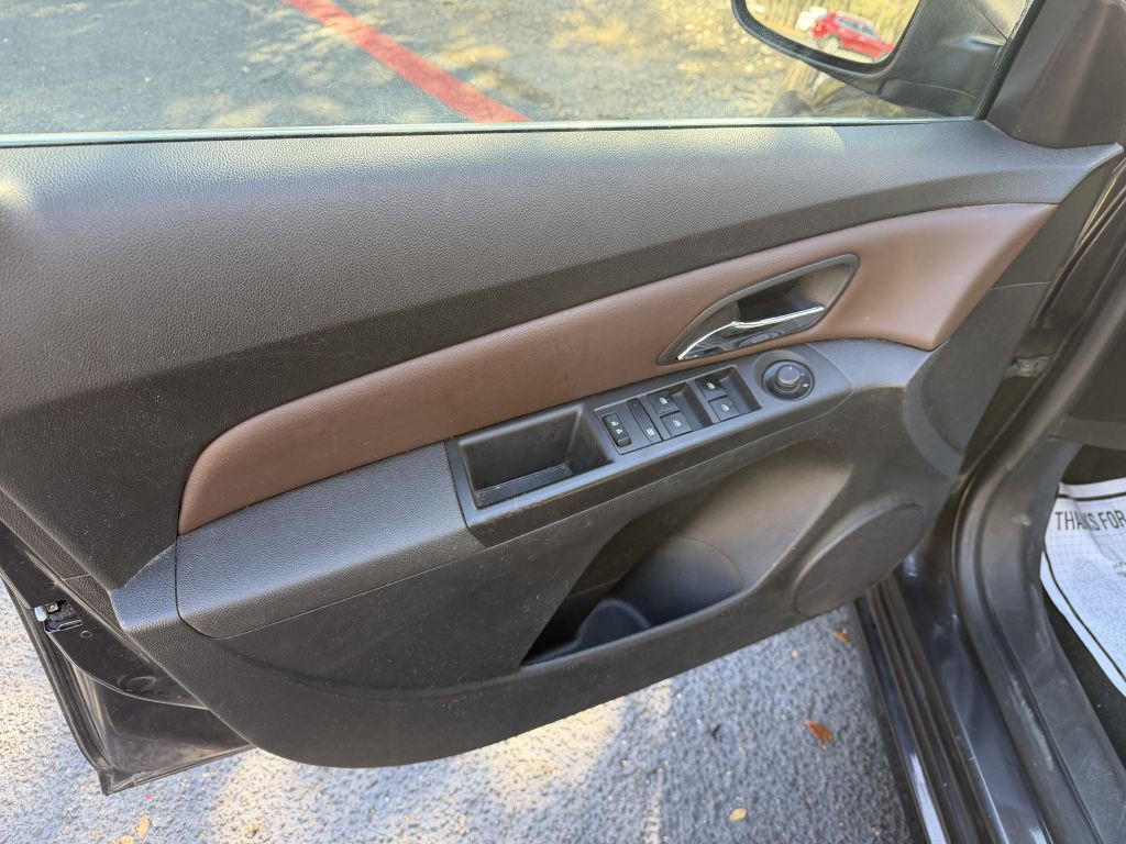 2015 Chevrolet Cruze Image 10