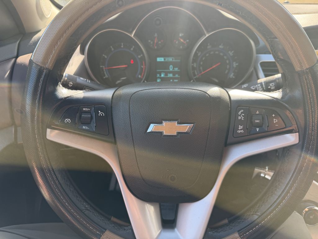 2015 Chevrolet Cruze Image 13