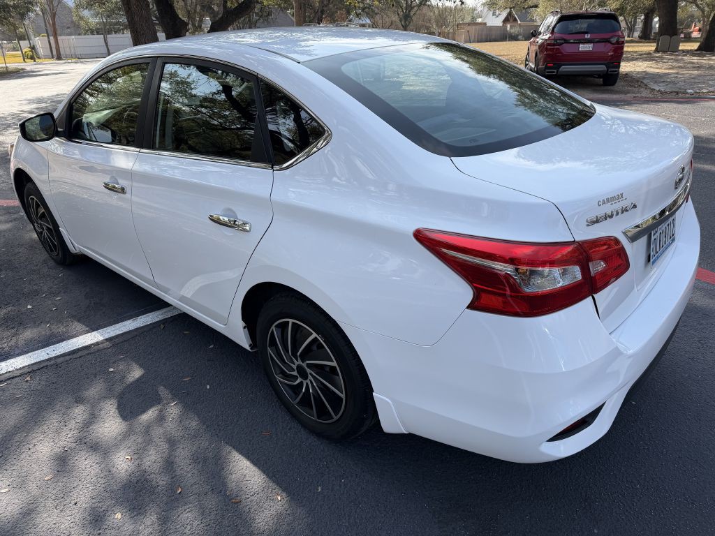 2018 Nissan Sentra Image 3