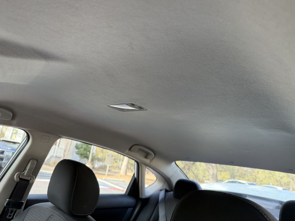 2018 Nissan Sentra Image 15