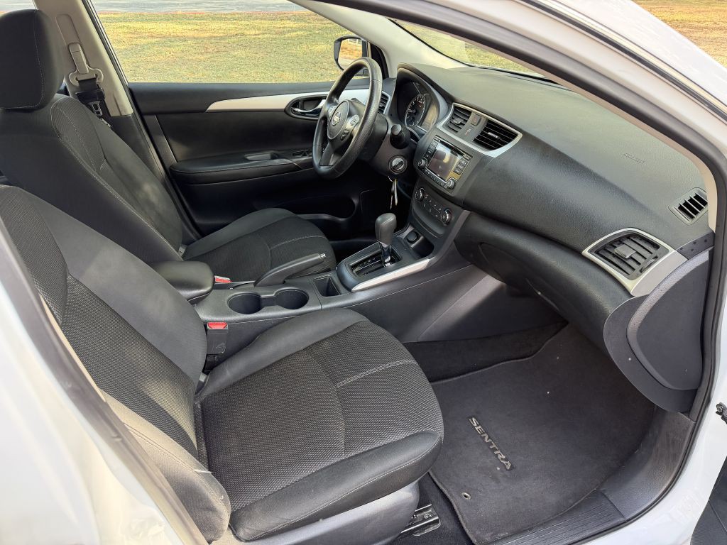 2018 Nissan Sentra Image 19
