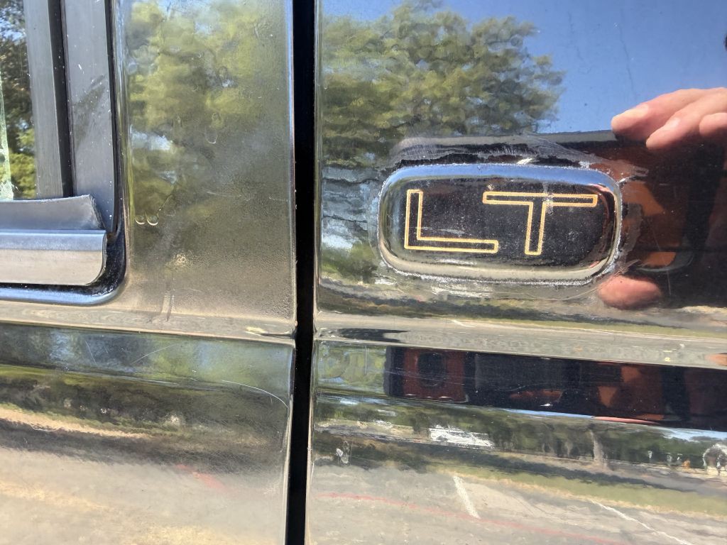 1999 Chevrolet Tahoe Image 9