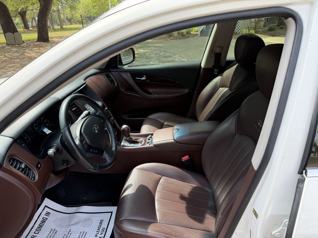 2012 INFINITI EX35 Image 11