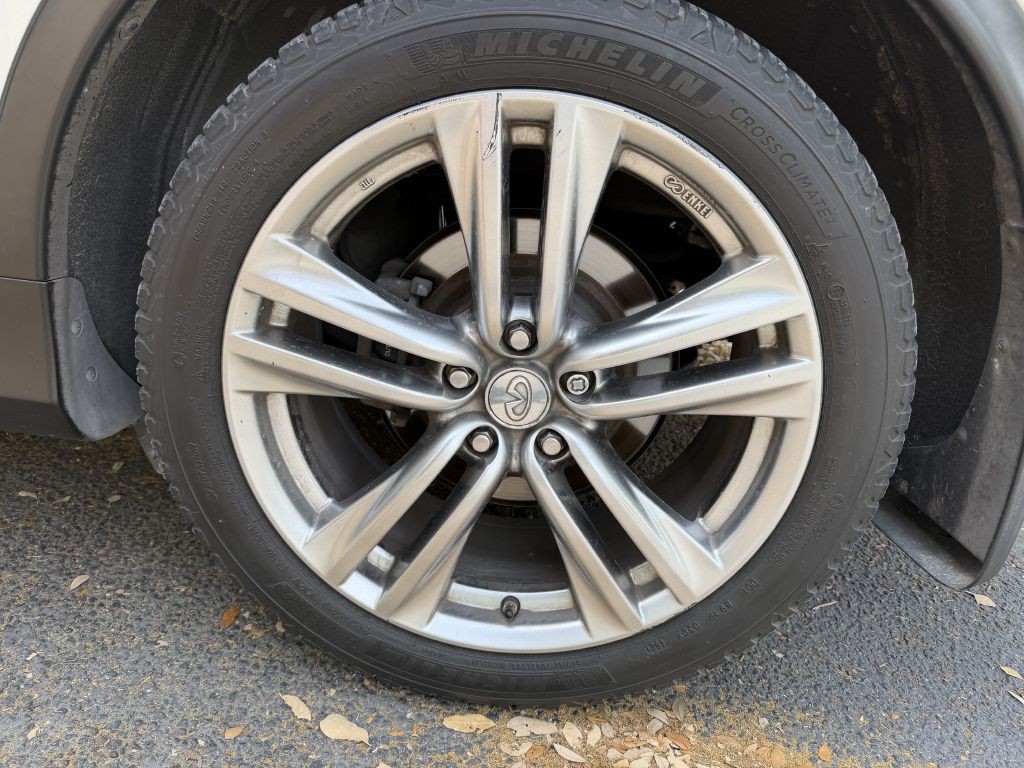 2012 INFINITI EX35 Image 23