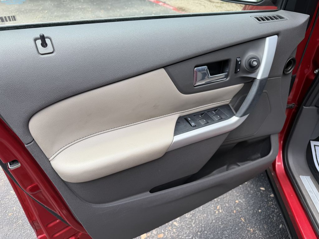 2011 Ford Edge Image 12