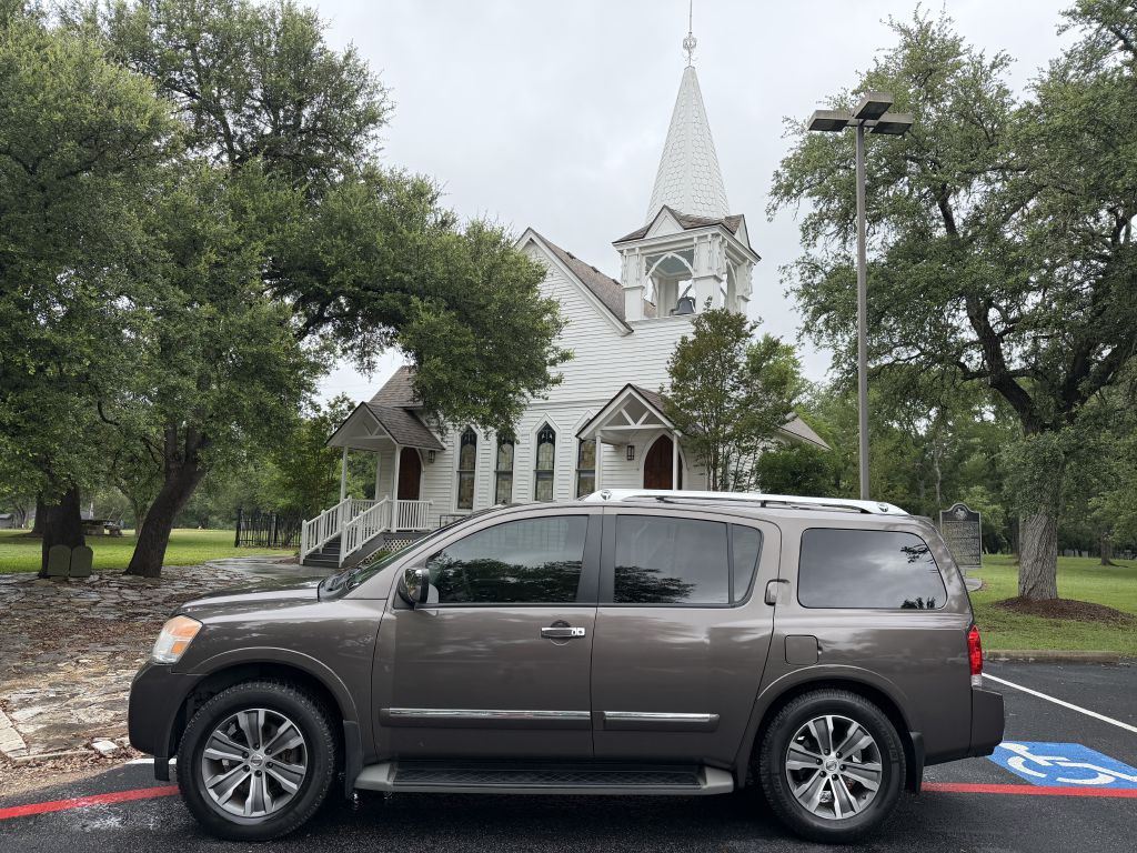 2015 Nissan Armada Image 1