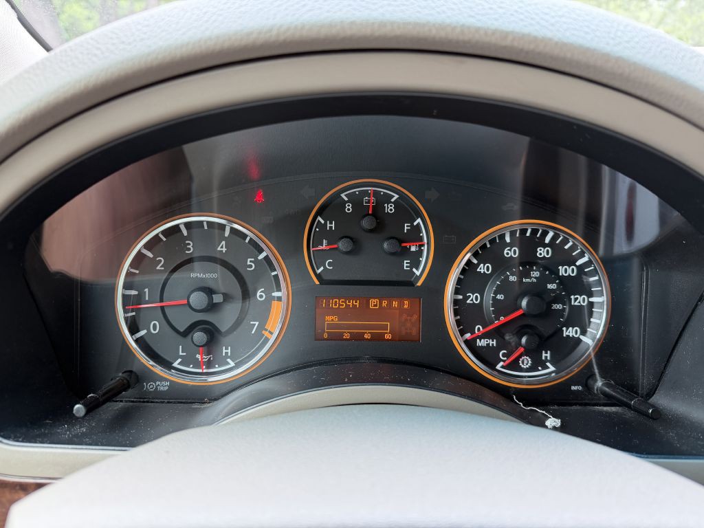 2015 Nissan Armada Image 14
