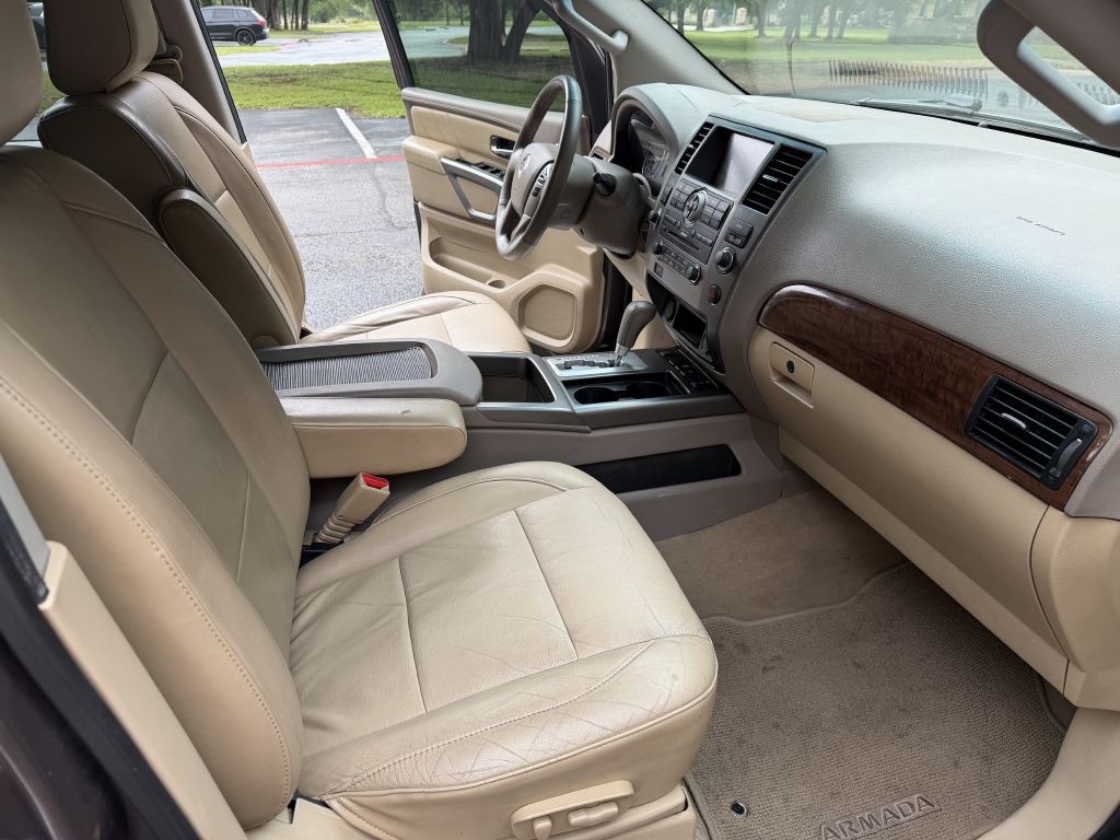 2015 Nissan Armada Image 20