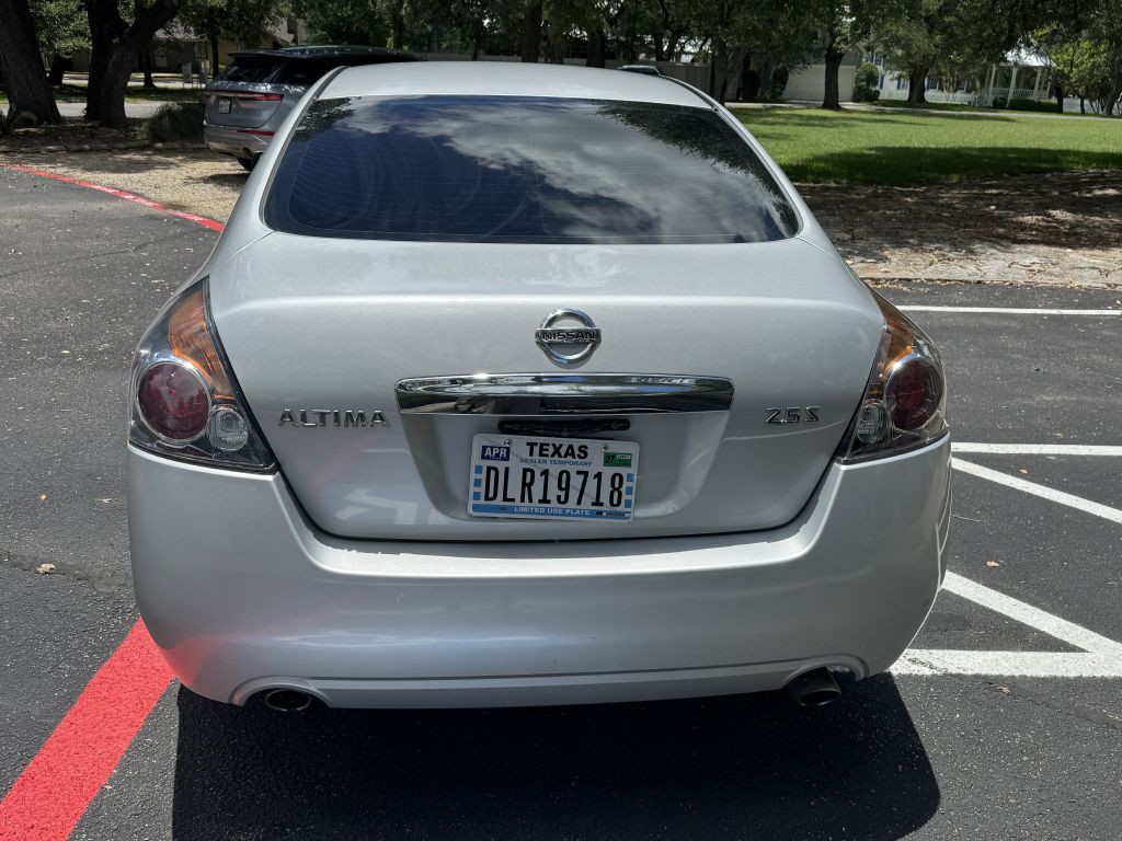 2012 Nissan Altima Image 4
