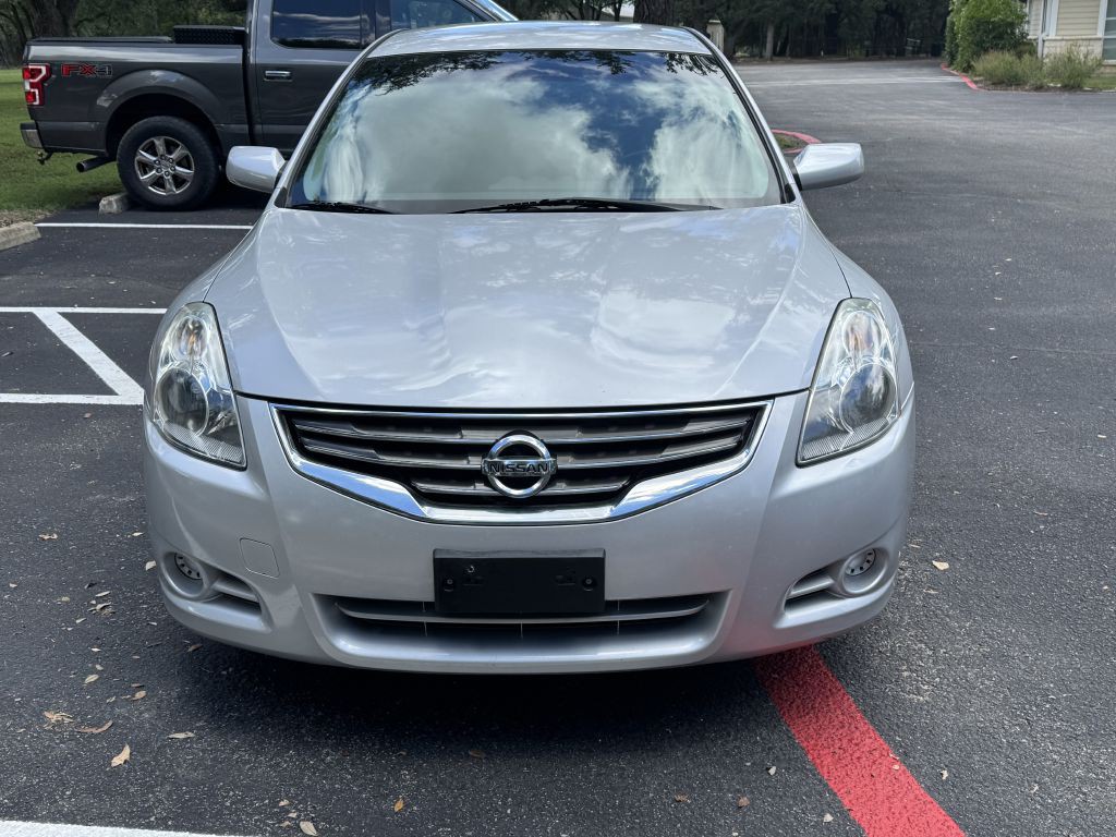 2012 Nissan Altima Image 8