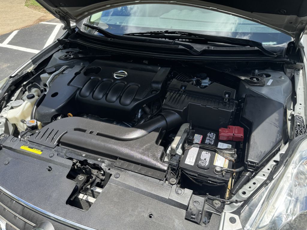 2012 Nissan Altima Image 10