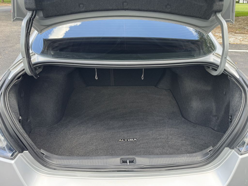 2012 Nissan Altima Image 13