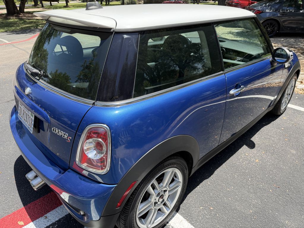 2012 MINI Cooper Image 5