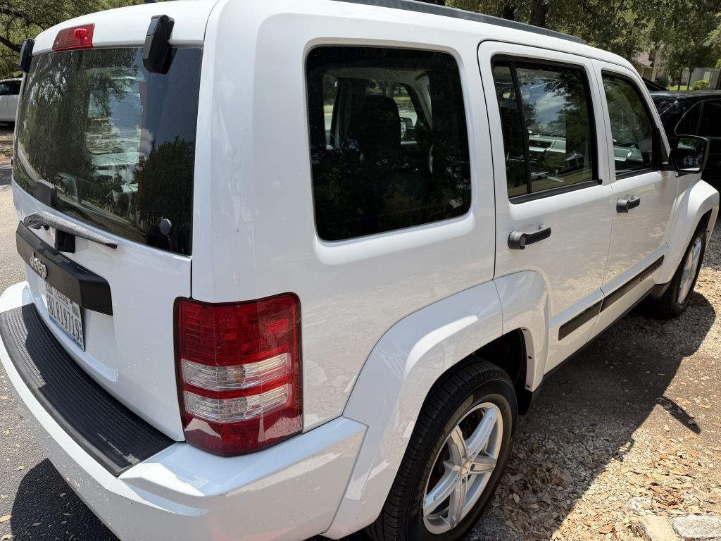 2012 Jeep Liberty Image 5