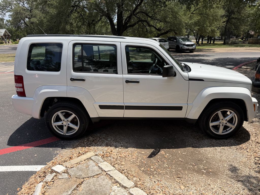2012 Jeep Liberty Image 6