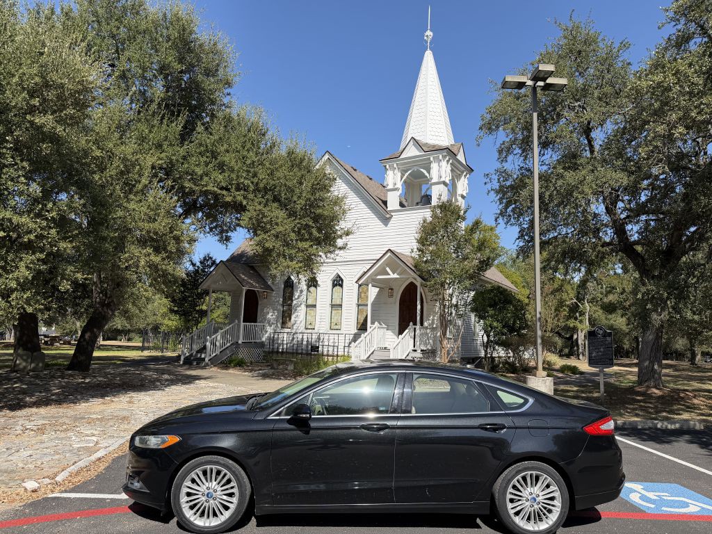 2013 Ford Fusion Image 1