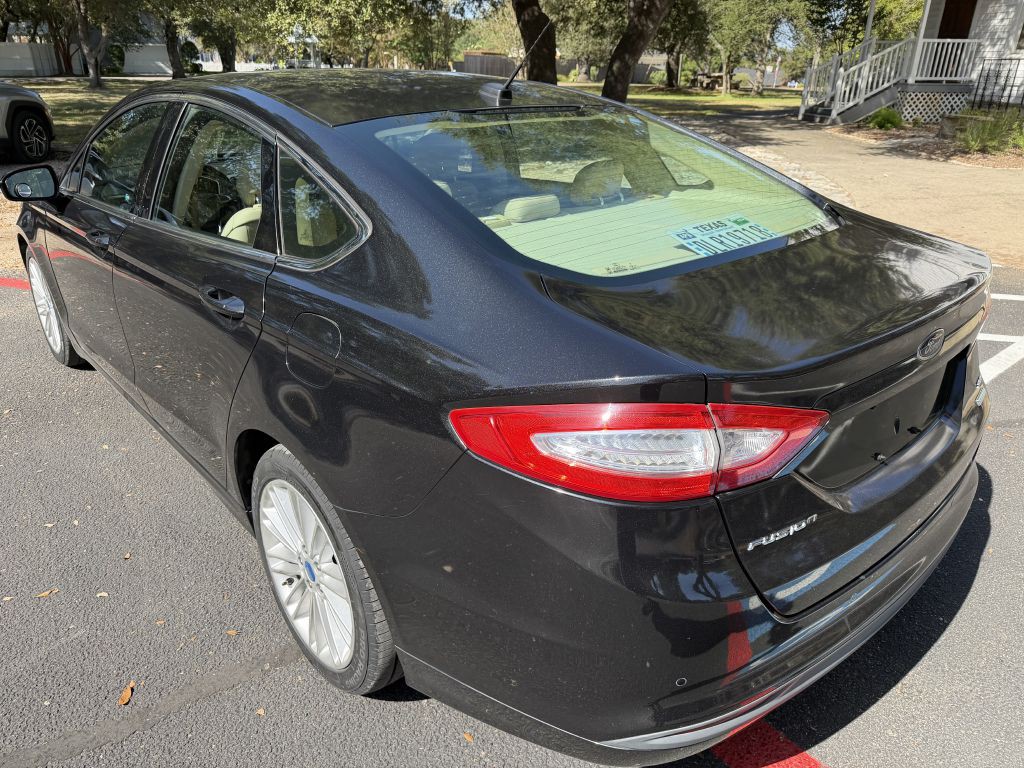2013 Ford Fusion Image 3