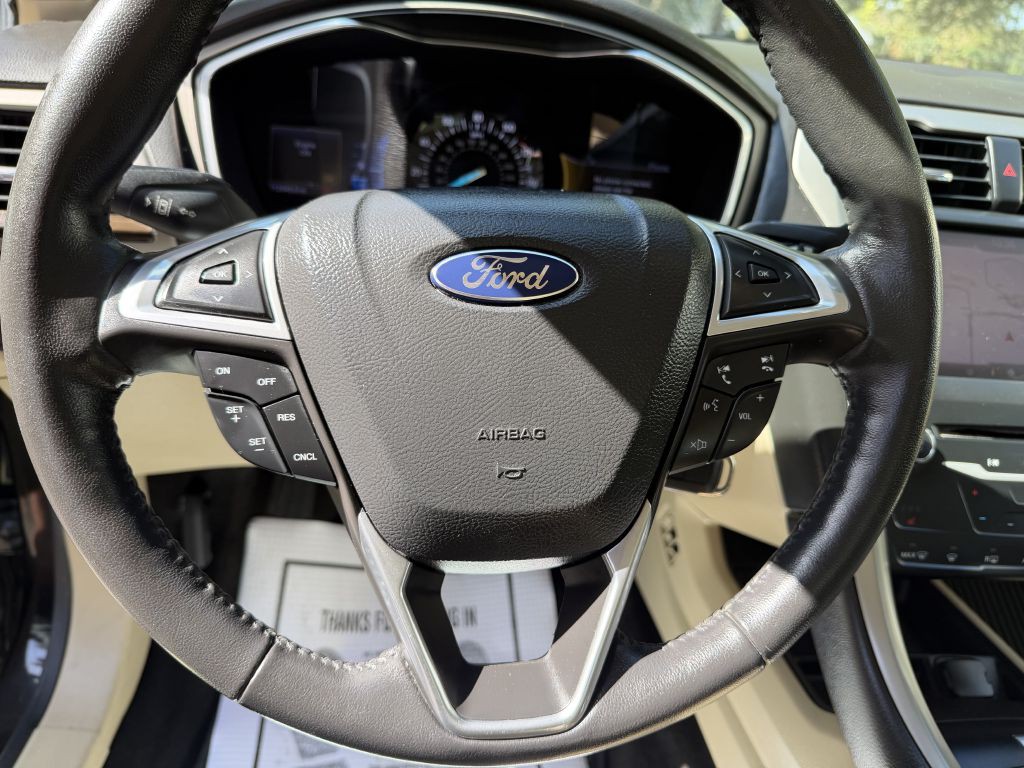 2013 Ford Fusion Image 12