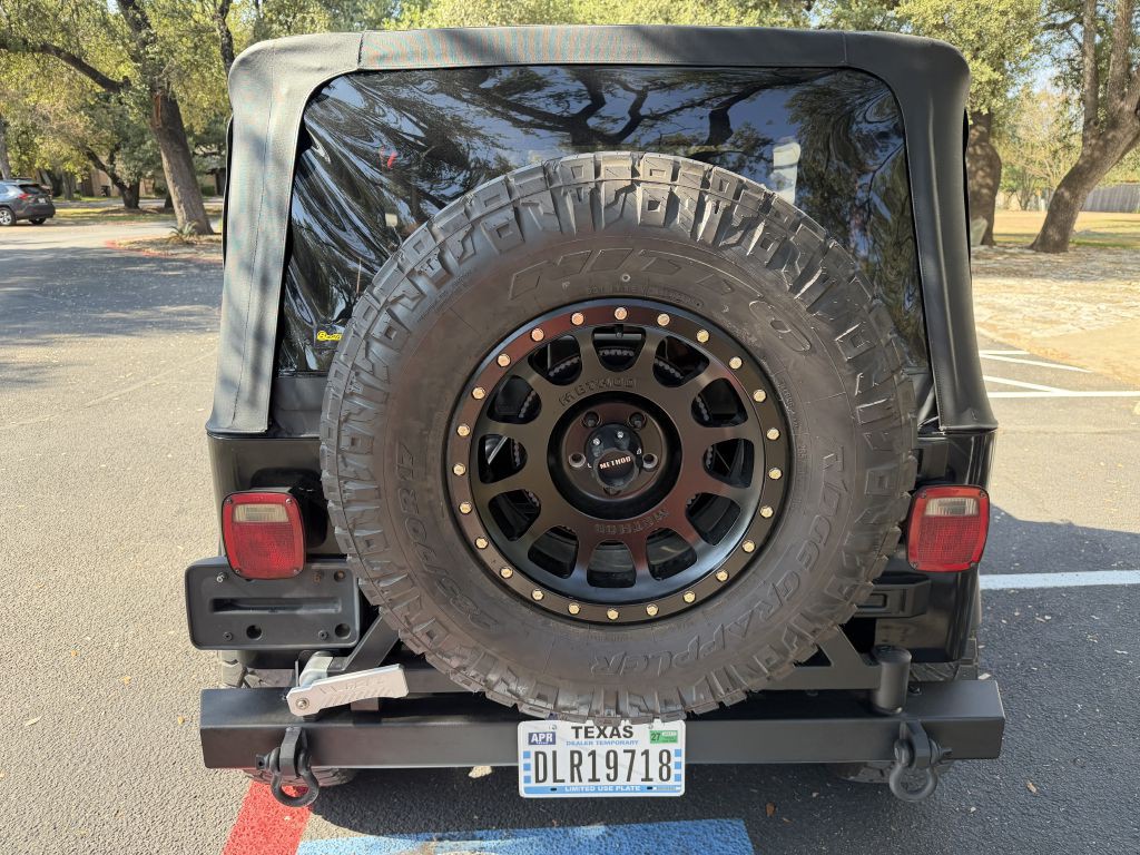 2004 Jeep Wrangler Image 4