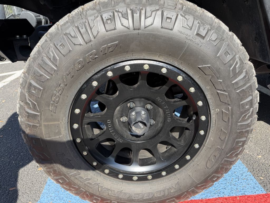 2004 Jeep Wrangler Image 21