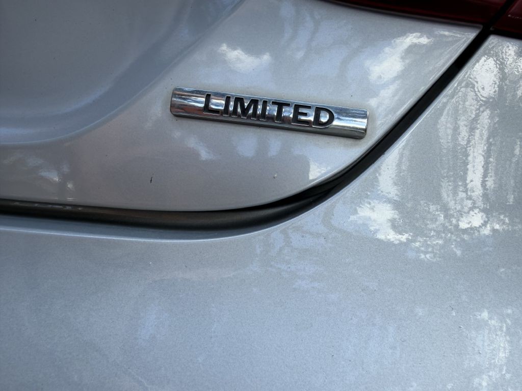 2011 Hyundai Sonata Image 10
