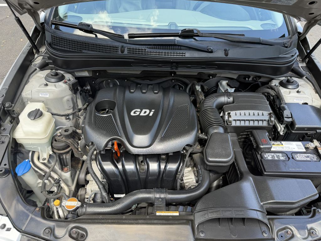 2011 Hyundai Sonata Image 20