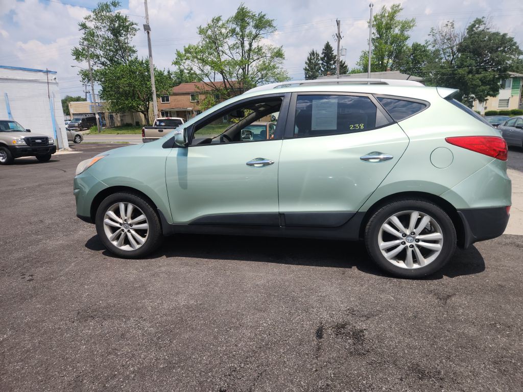 2011 Hyundai Tucson Image 8
