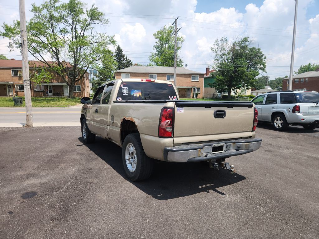 2004 Chevrolet Silverado 1500 Image 7