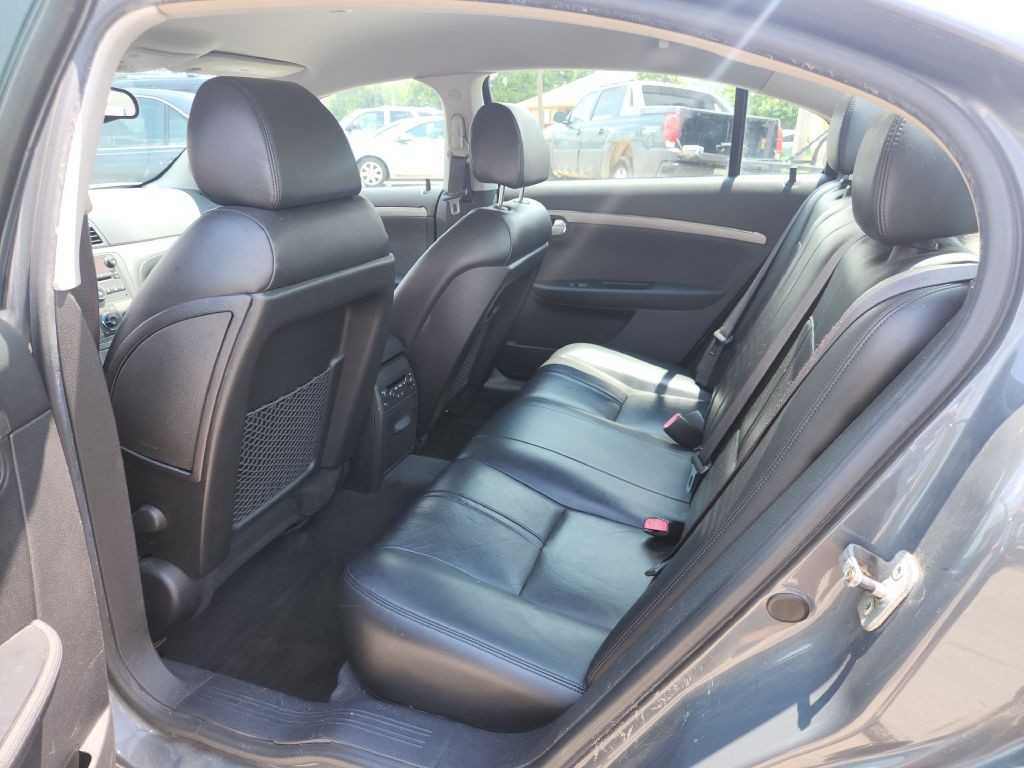 2007 Saturn Aura Image 11