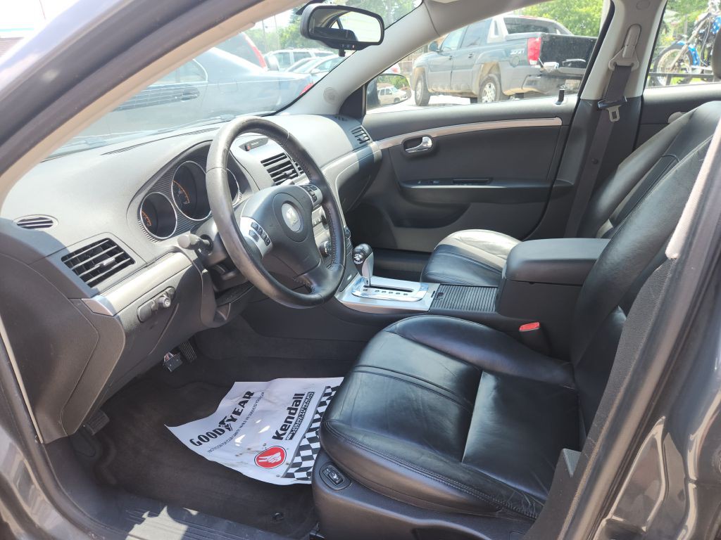 2007 Saturn Aura Image 12