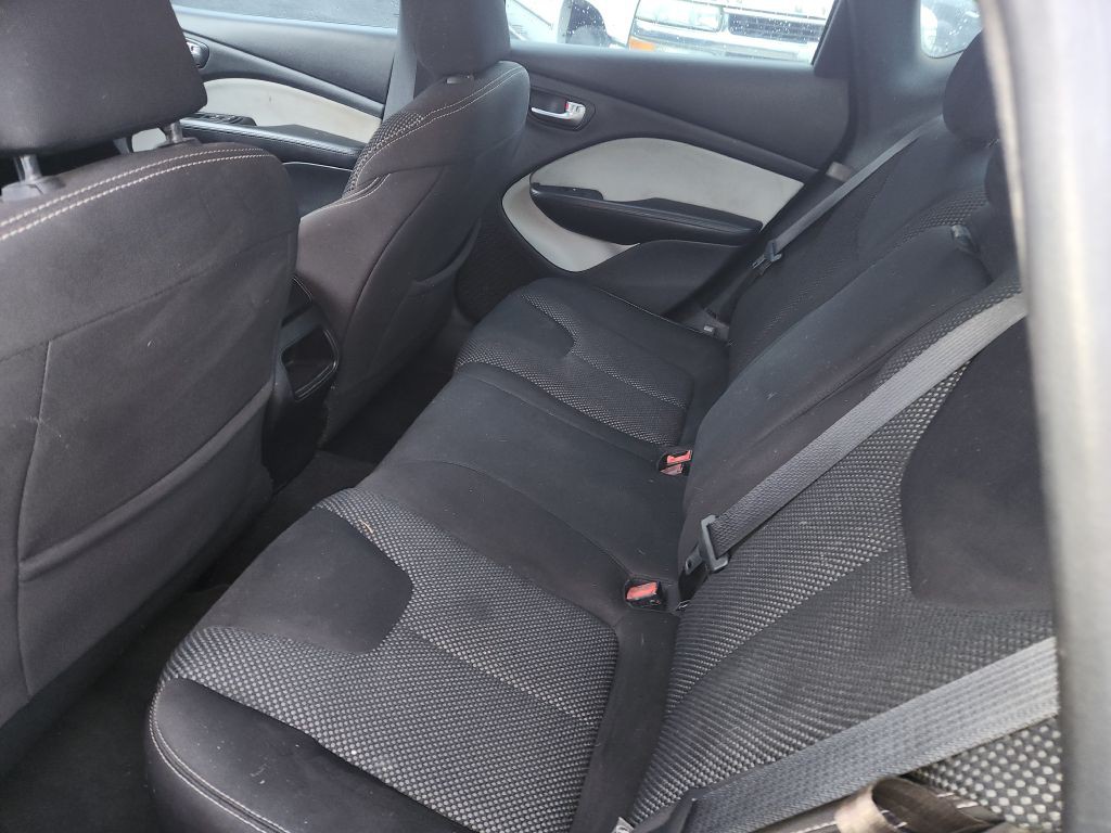 2015 Dodge Dart Image 11