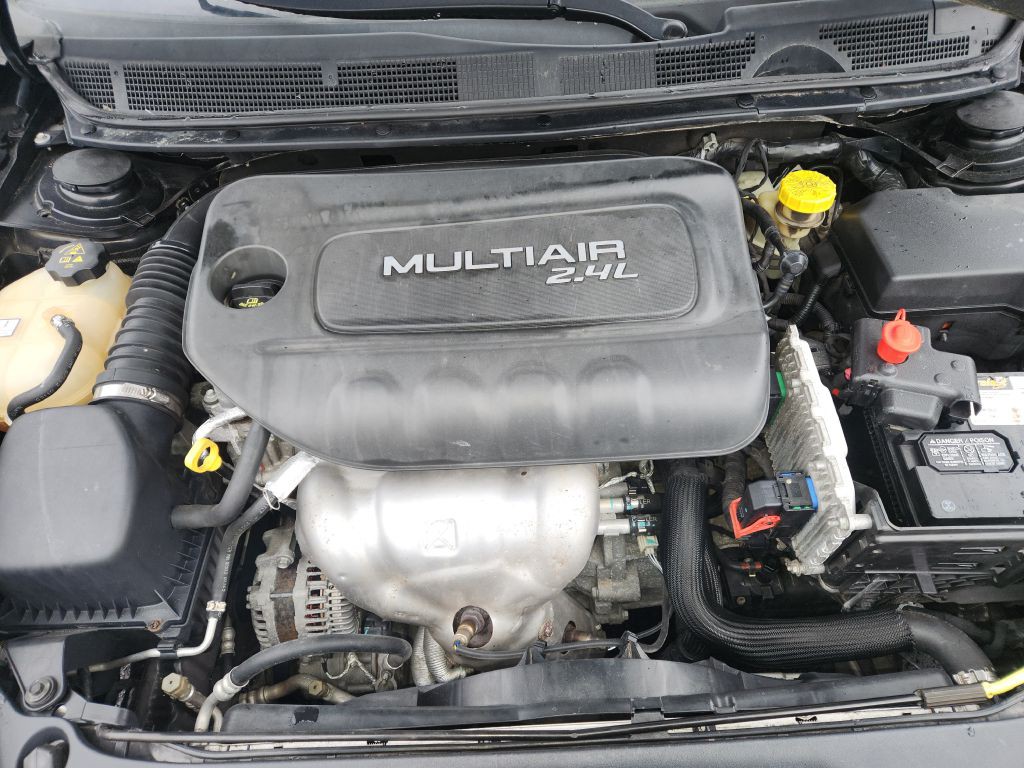 2015 Dodge Dart Image 13