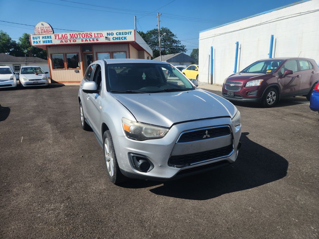 2014 Mitsubishi Outlander Image 3