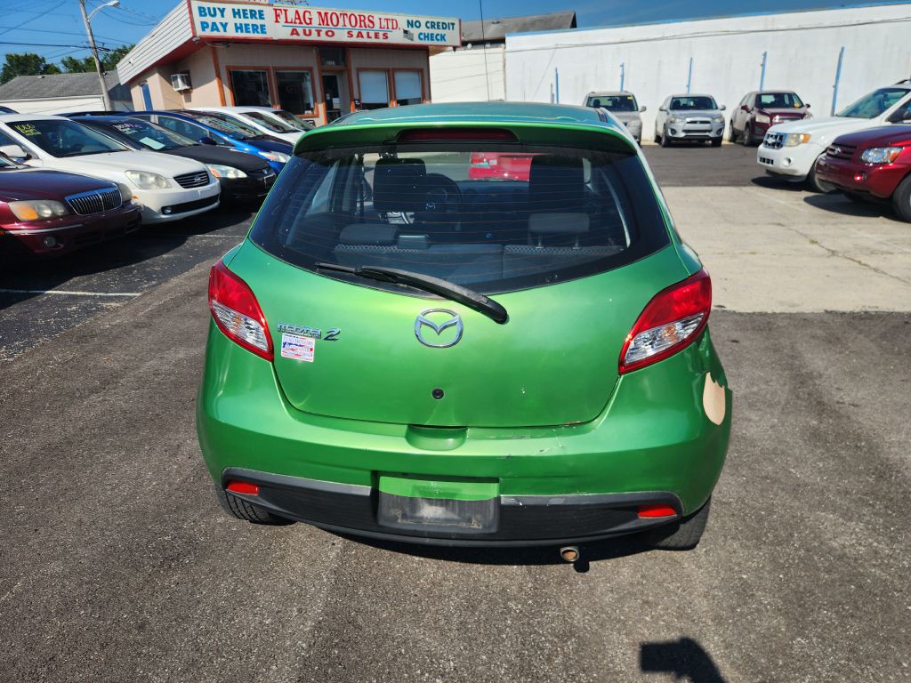 2011 Mazda Mazda2 Image 6