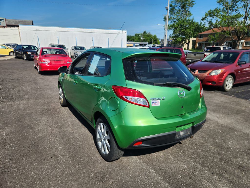2011 Mazda Mazda2 Image 7