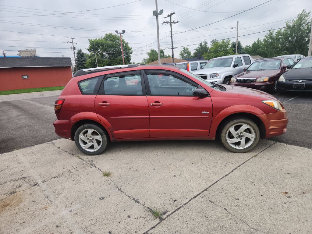 2003 Pontiac Vibe Image 4