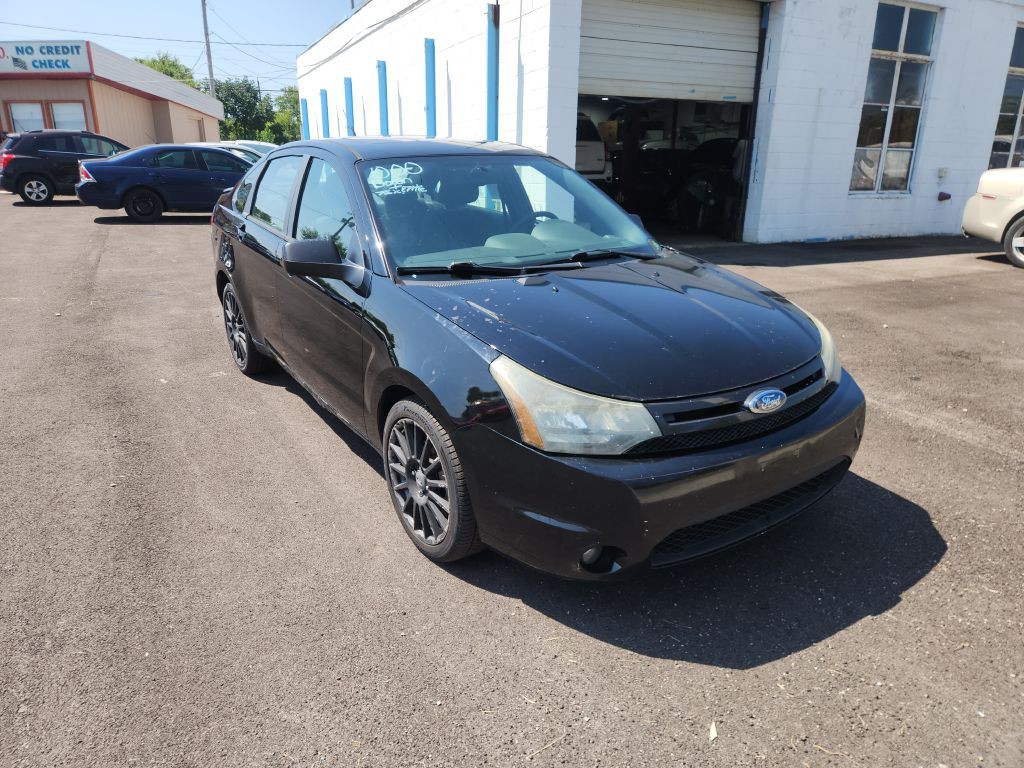 2010 Ford Focus Image 3