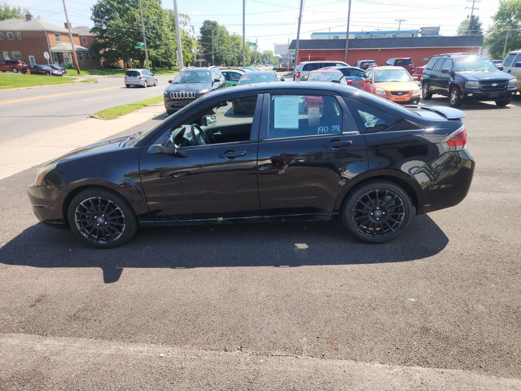 2010 Ford Focus Image 8