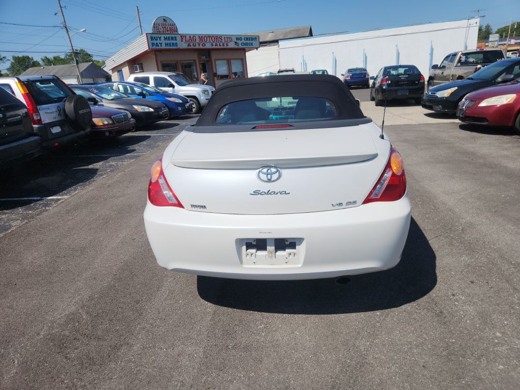 2005 Toyota Camry Image 6
