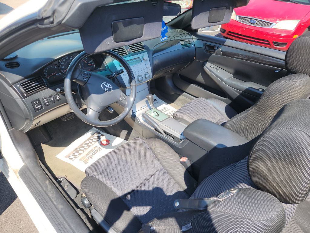 2005 Toyota Camry Image 17