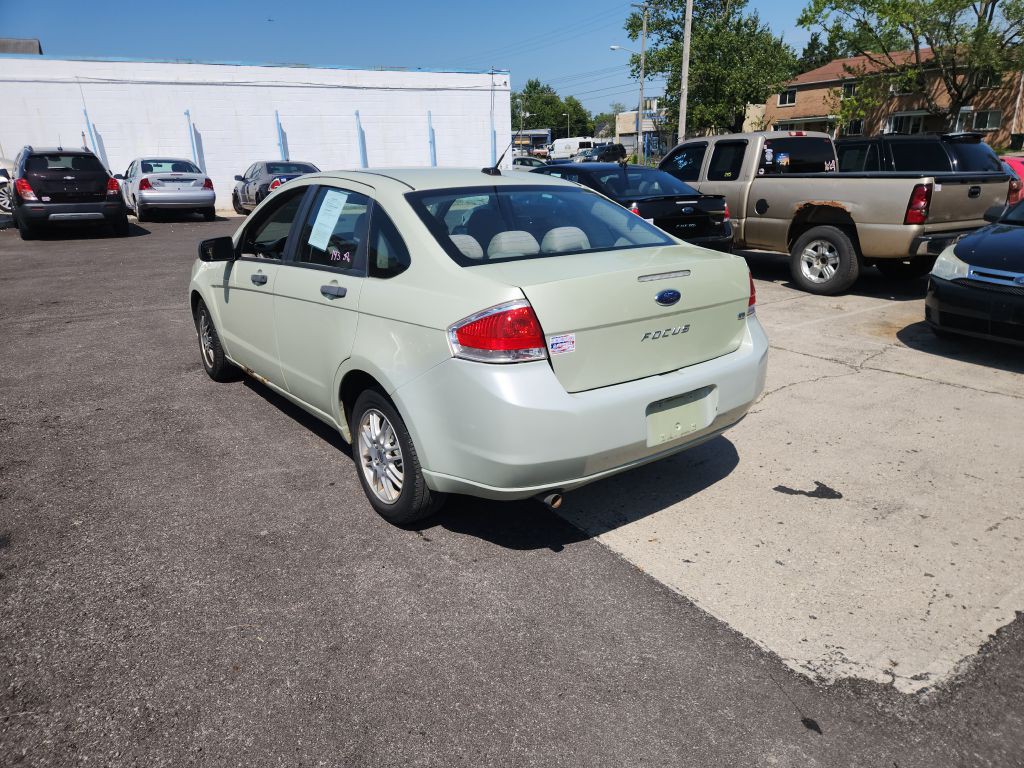 2010 Ford Focus Image 7