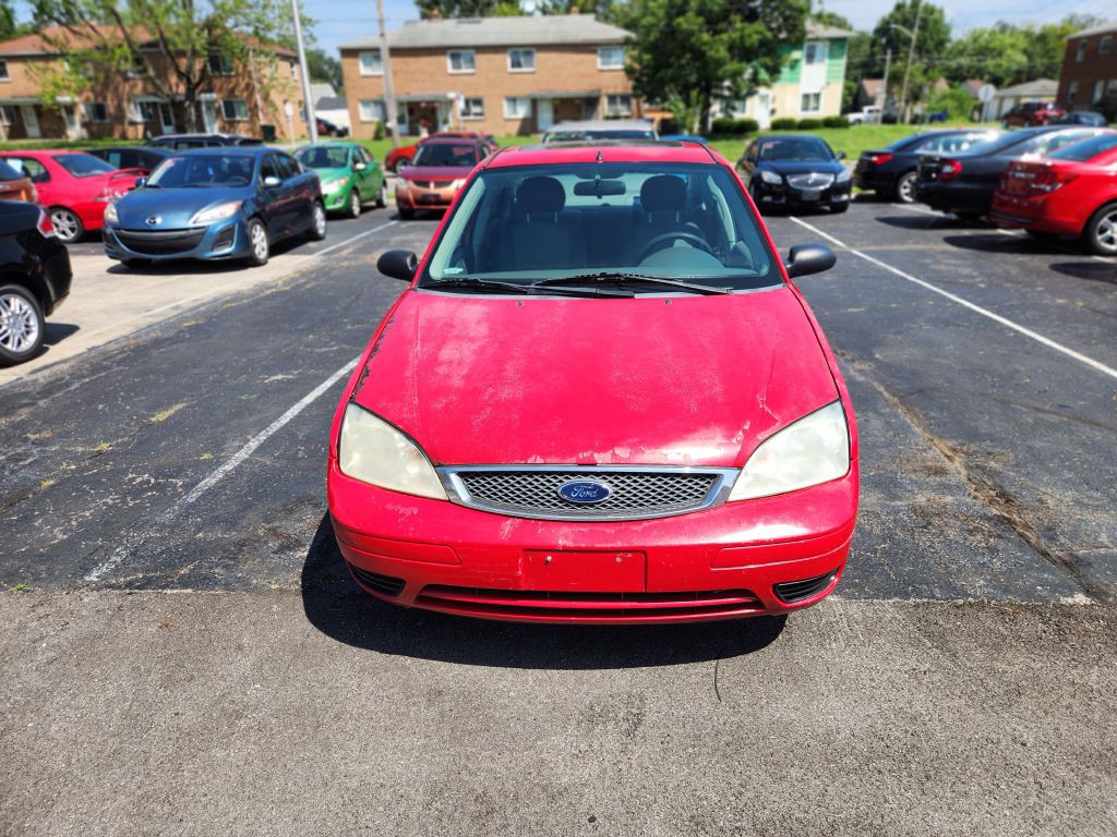 2005 Ford Focus Image 2