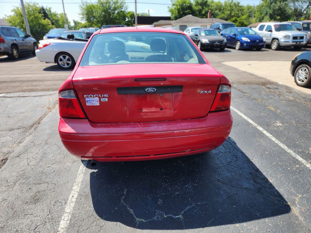 2005 Ford Focus Image 6