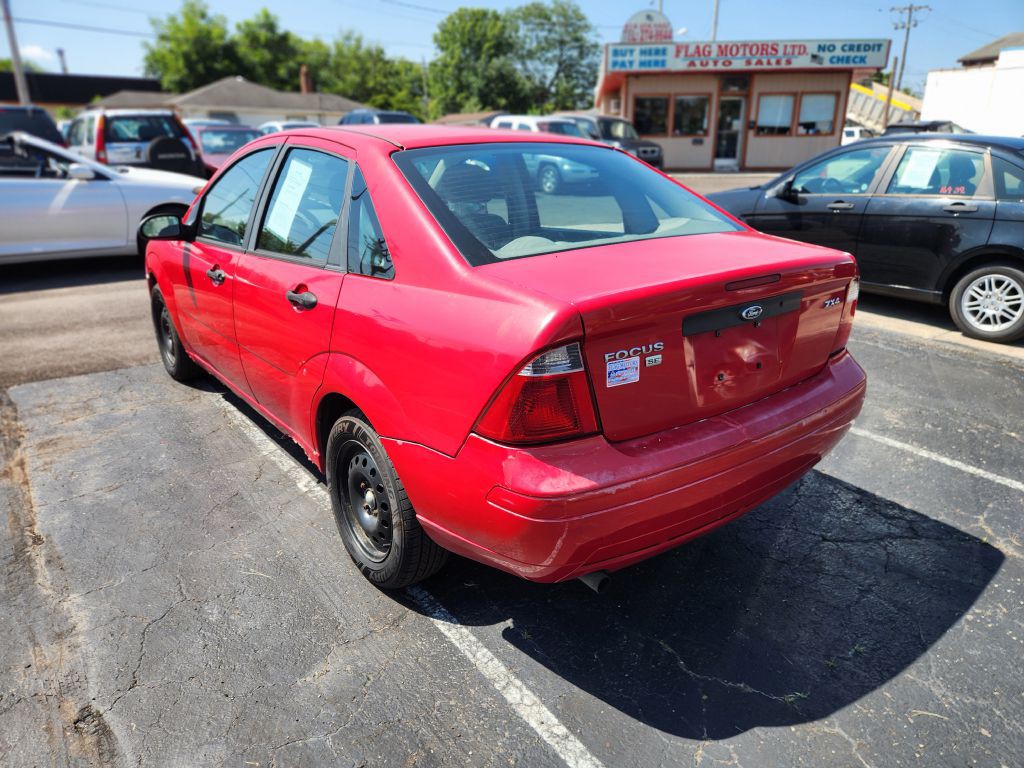 2005 Ford Focus Image 7