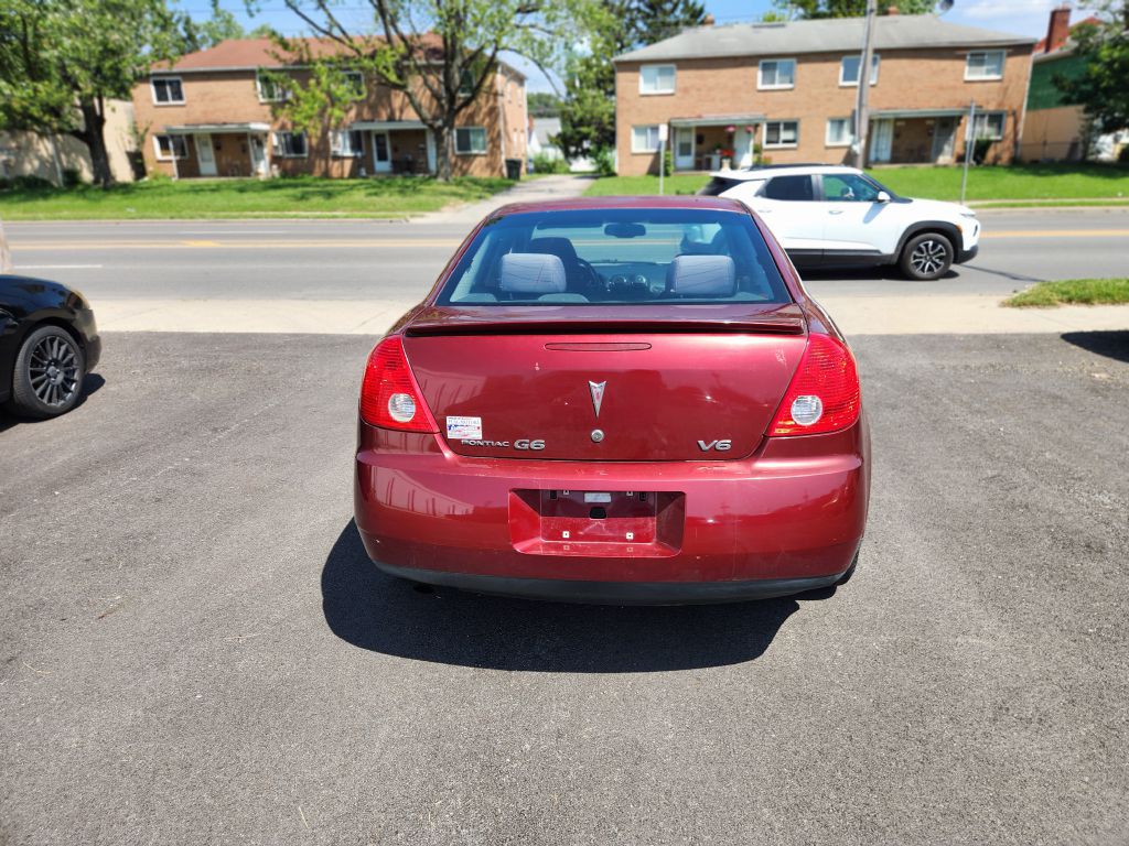 2009 Pontiac G6 Image 6