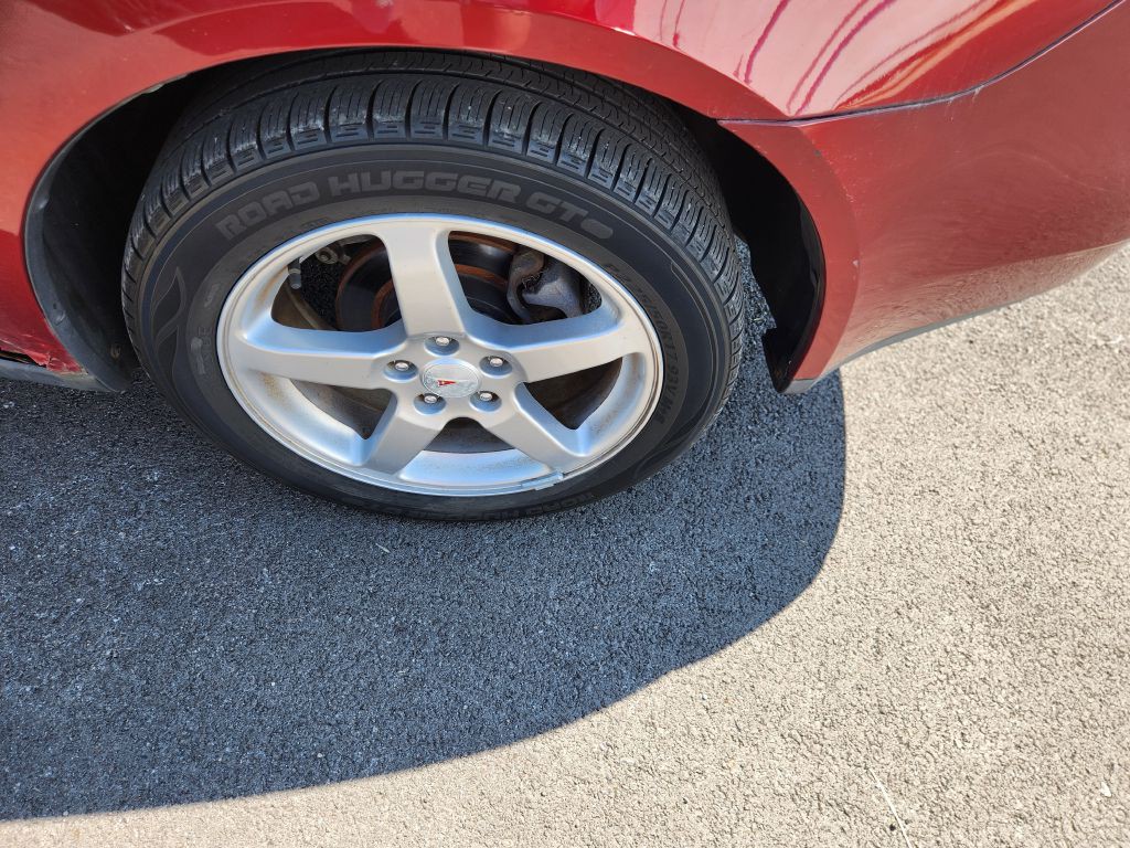 2009 Pontiac G6 Image 9
